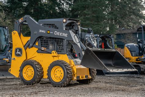 best time to buy a skid steer|best skid steer for cash.